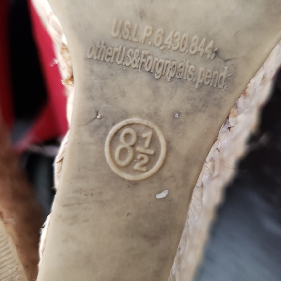 Red espadrilles - Picture 8 of 8